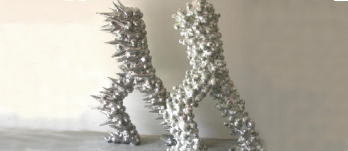 Distanze in mostra a Pietrasanta