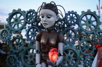 Mascherate isolate vince e sale Lorenzo Paoli. Anche Vanni sale tra le mascherate