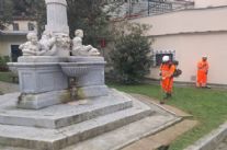 A Seravezza con la primavera arrivano nuovi fiori nelle rotonde e nelle aiuole